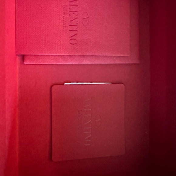 Authentic Valentino Black Rockstud Leather Bracelet-worn 2x-markings on buckle - Picture 11 of 12